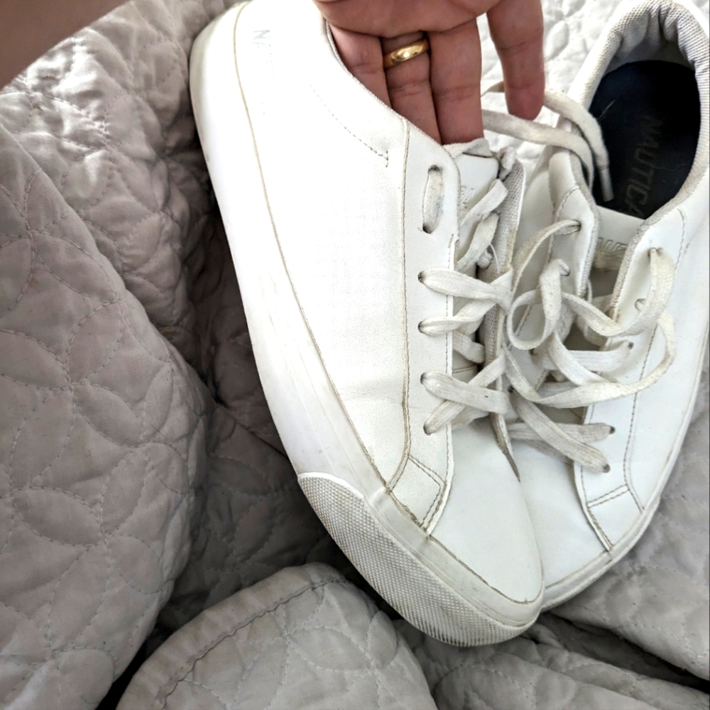 Nautica white size 10